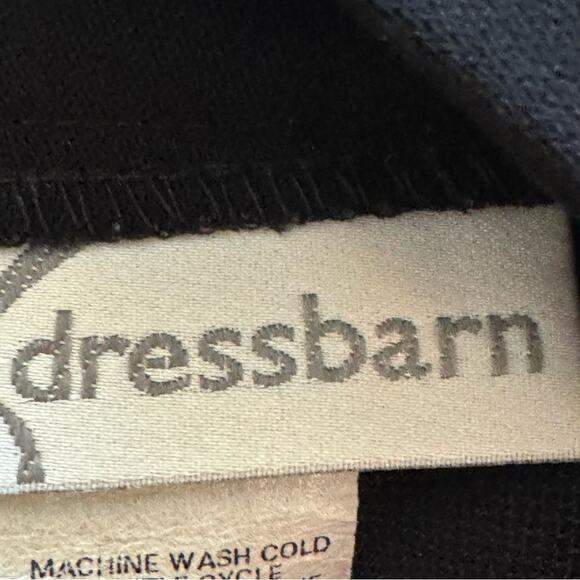 Dress Barn black a-line knee length skirt size 8
b31 - Picture 2 of 4